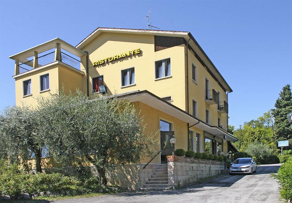 Hotel Olivi Salò Exteriör bild