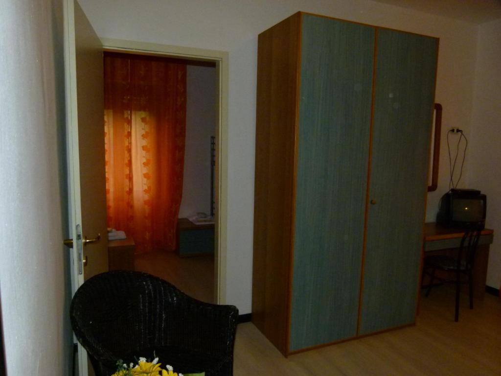 Hotel Olivi Salò Exteriör bild
