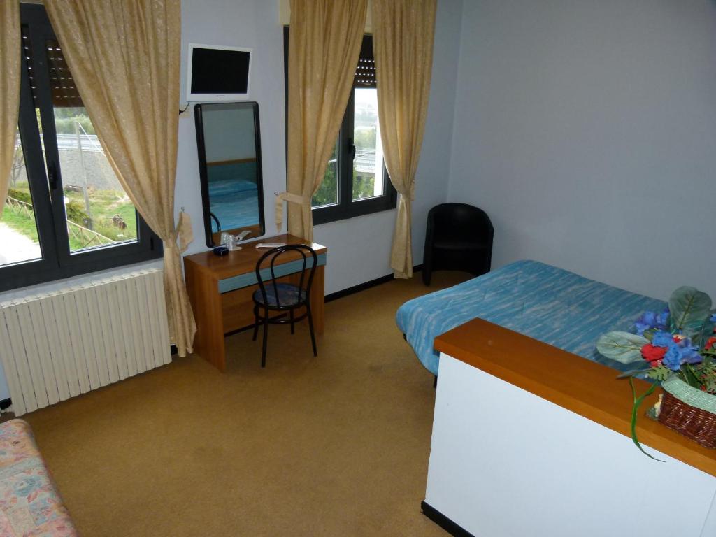 Hotel Olivi Salò Exteriör bild