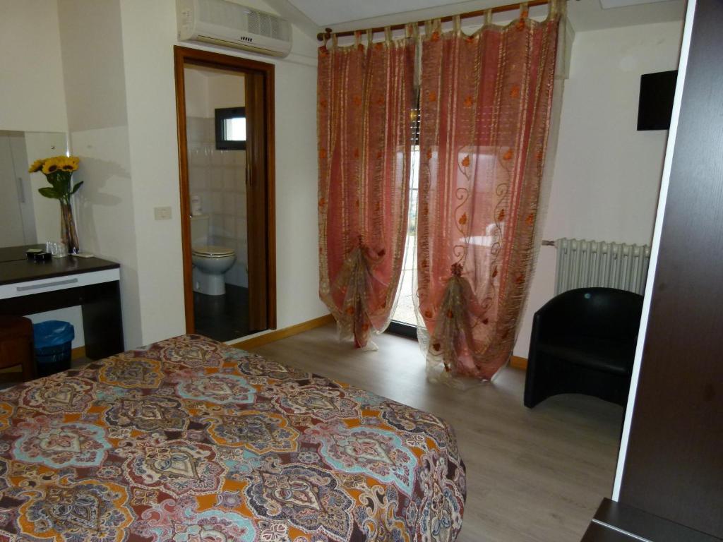 Hotel Olivi Salò Exteriör bild